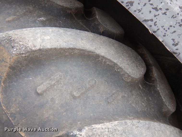 image for item FN9335 2007 Case 570MXT  landscape tractor