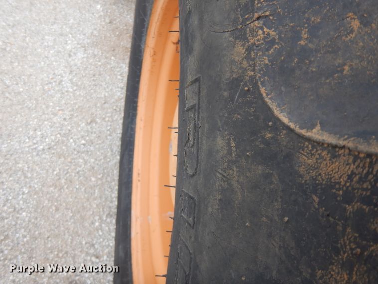 image for item FN9335 2007 Case 570MXT  landscape tractor