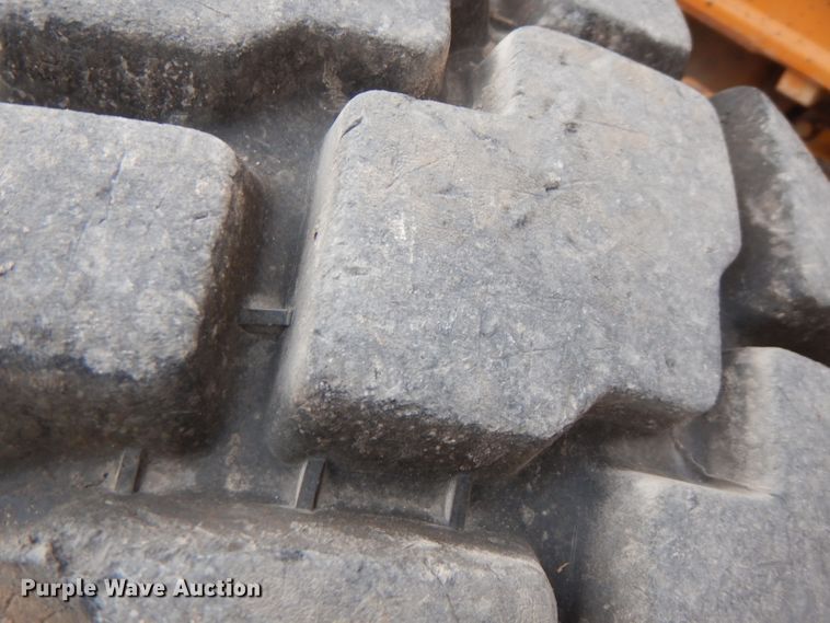 image for item FN9335 2007 Case 570MXT  landscape tractor