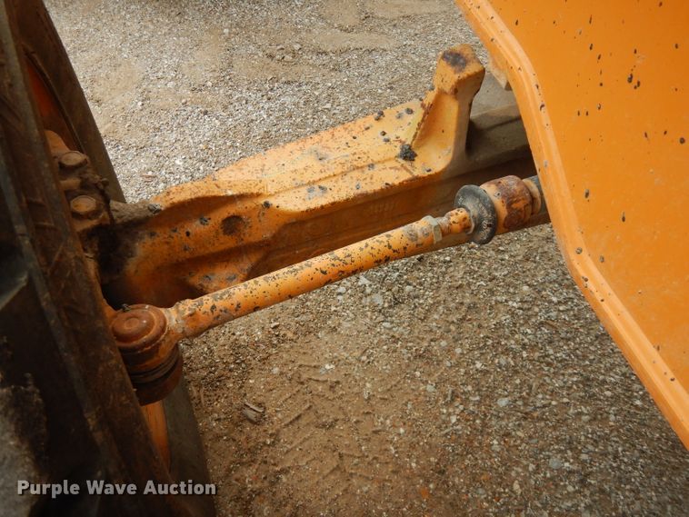 image for item FN9335 2007 Case 570MXT  landscape tractor