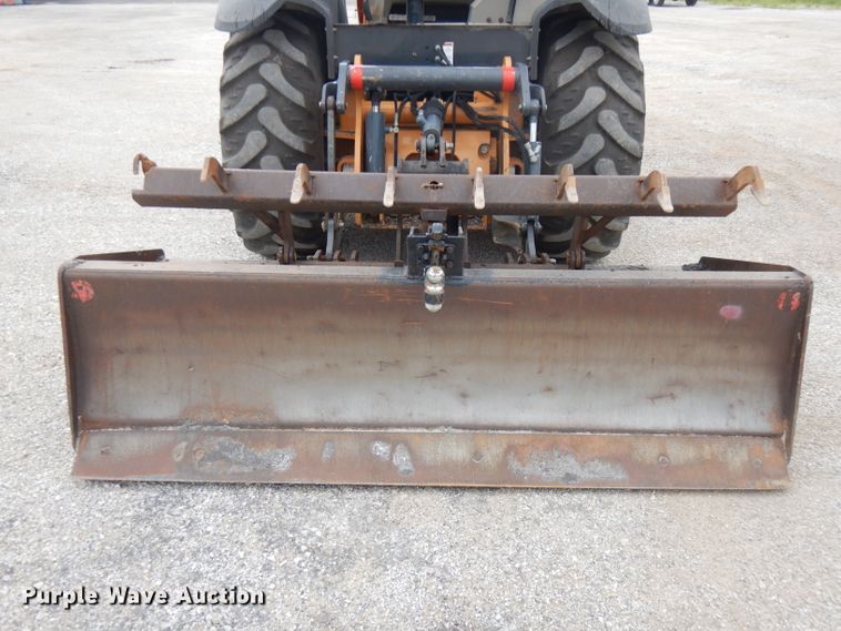 image for item FN9335 2007 Case 570MXT  landscape tractor