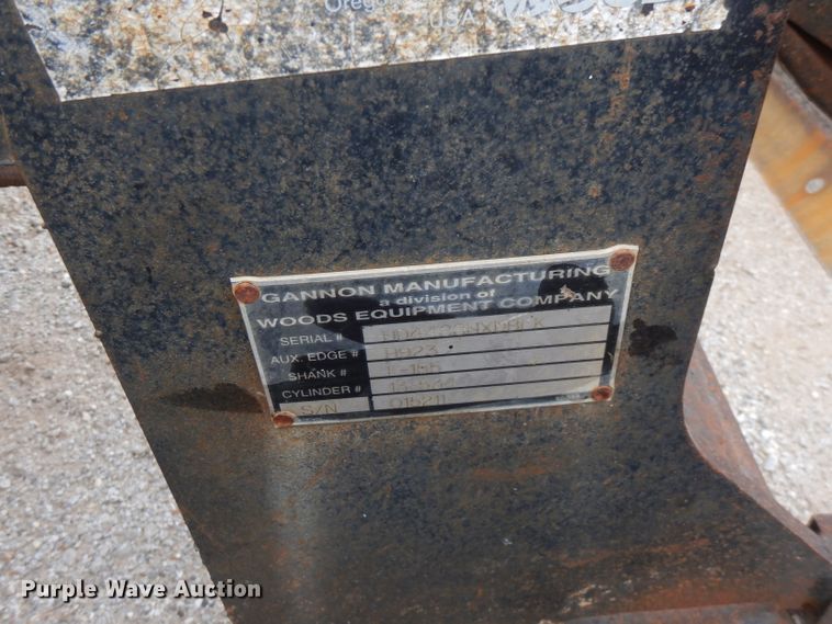 image for item FN9335 2007 Case 570MXT  landscape tractor