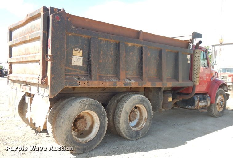 image for item FN9337 1998 International 4900  dump truck