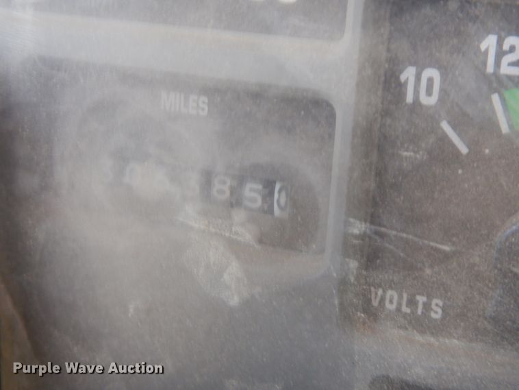 image for item FN9337 1998 International 4900  dump truck