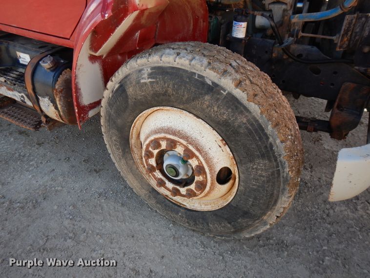 image for item FN9337 1998 International 4900  dump truck