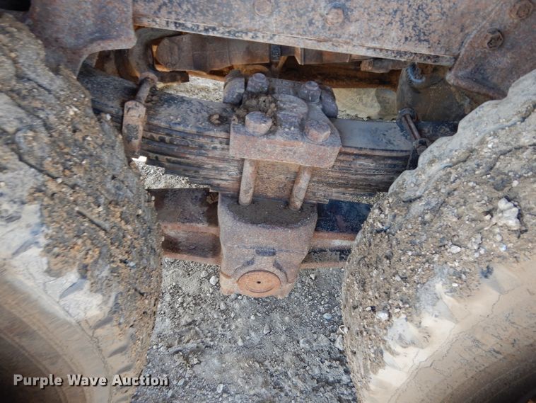 image for item FN9337 1998 International 4900  dump truck