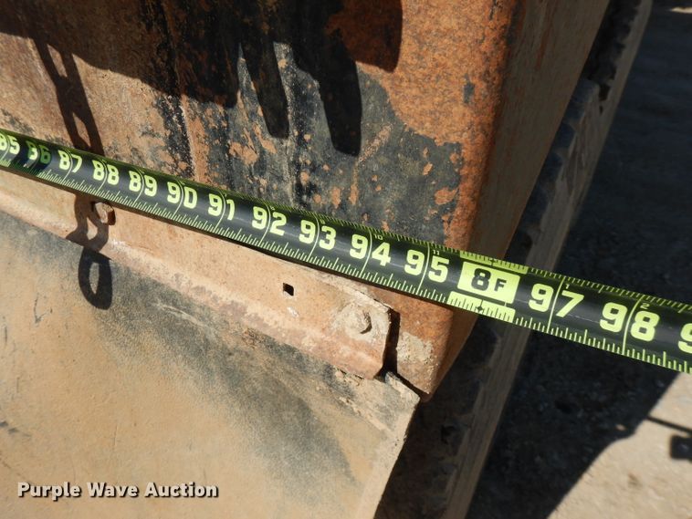 image for item FN9337 1998 International 4900  dump truck