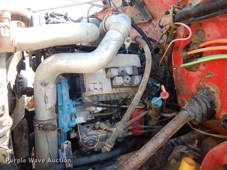 image for item FN9338 2000 International 4900  dump truck