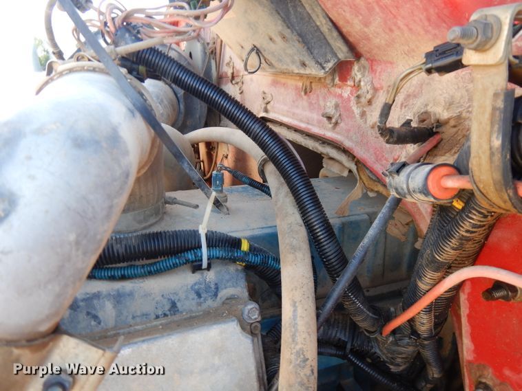 image for item FN9338 2000 International 4900  dump truck