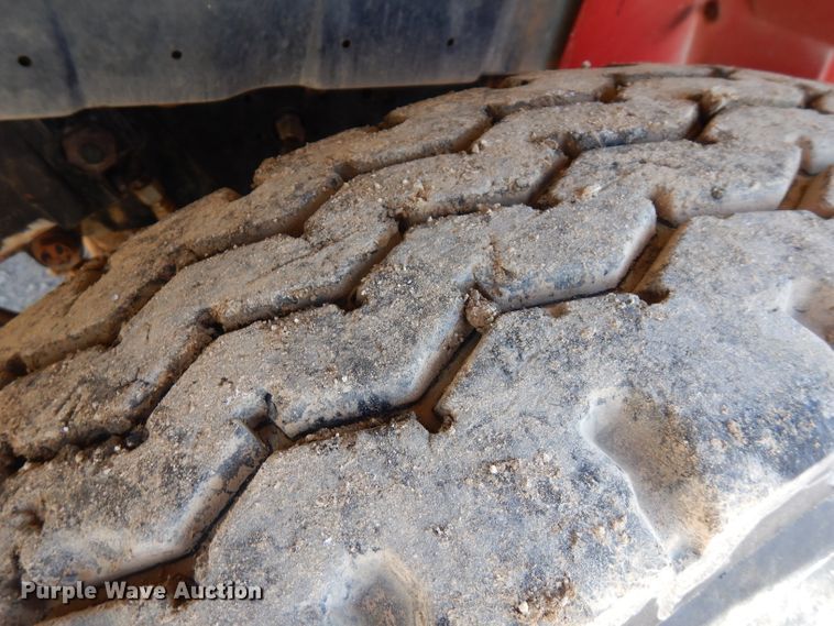 image for item FN9338 2000 International 4900  dump truck