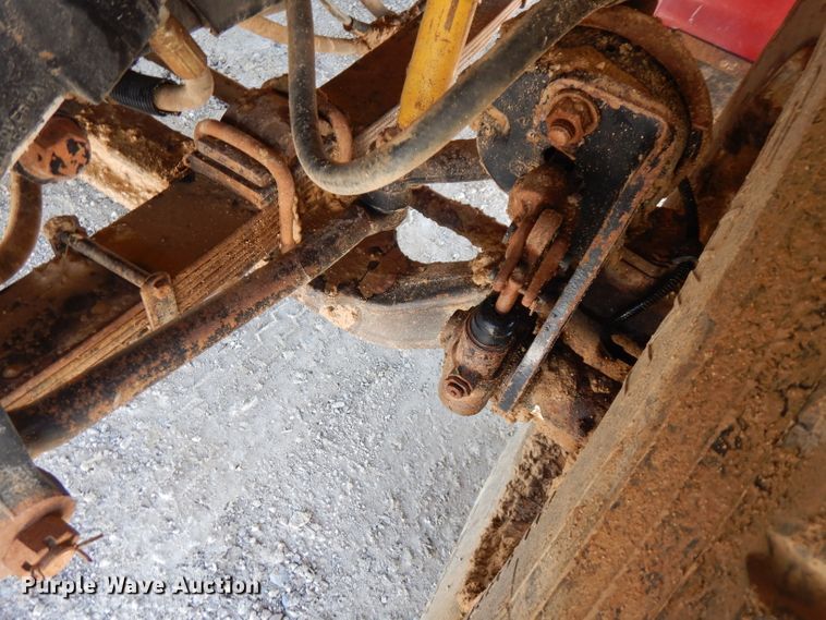 image for item FN9338 2000 International 4900  dump truck