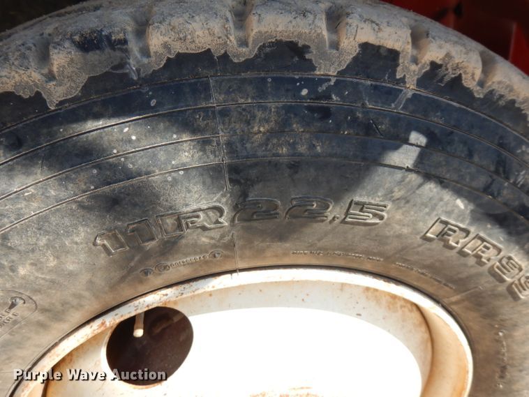 image for item FN9338 2000 International 4900  dump truck