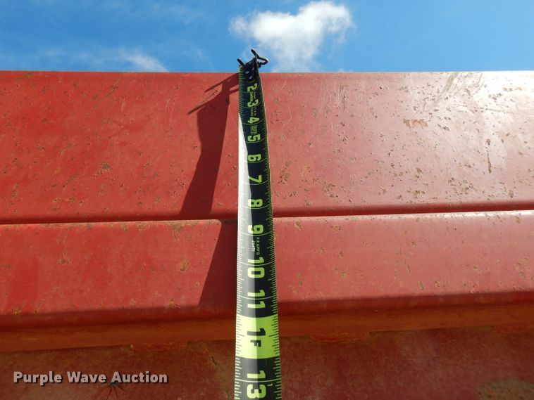 image for item FN9338 2000 International 4900  dump truck