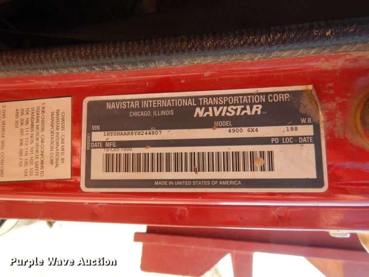 image for item FN9338 2000 International 4900  dump truck