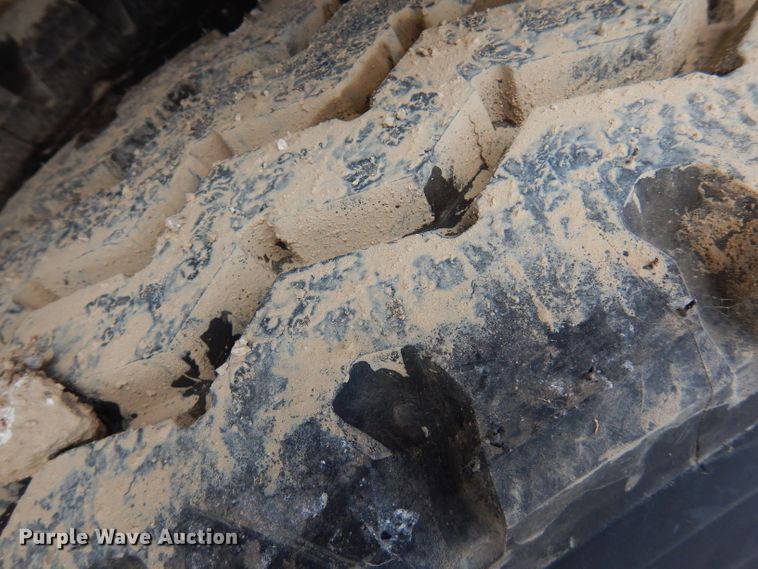 image for item FN9340 1982 Heil tank trailer