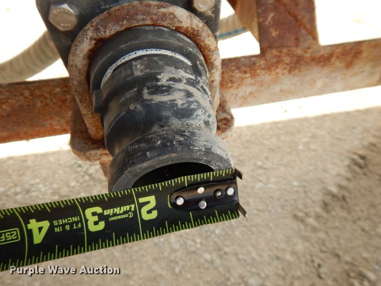 image for item FN9340 1982 Heil tank trailer