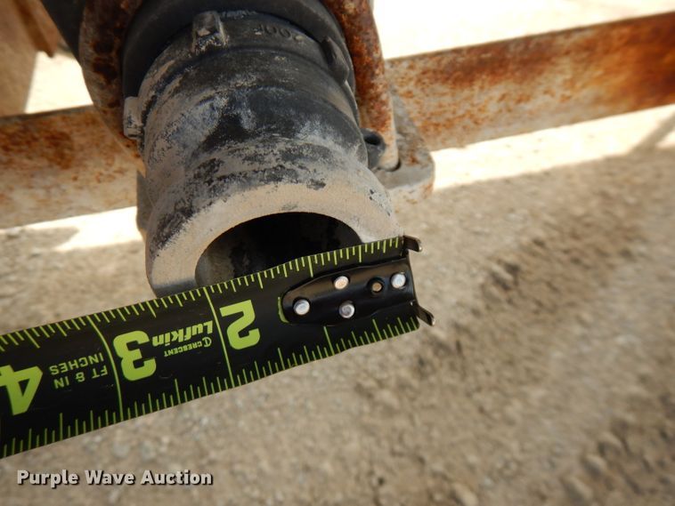 image for item FN9340 1982 Heil tank trailer