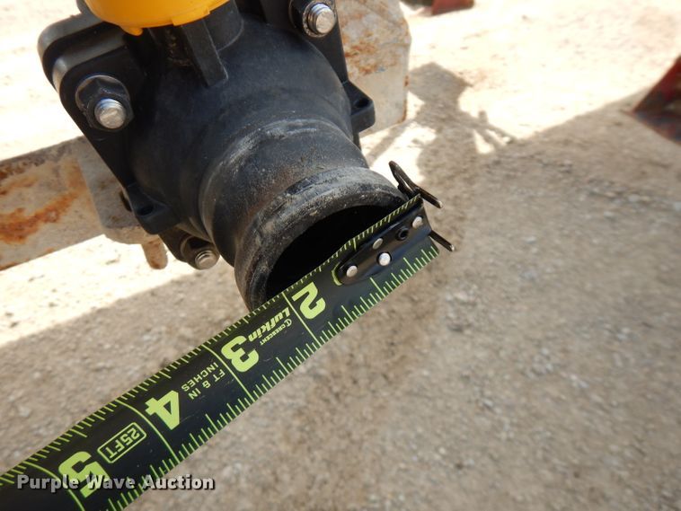 image for item FN9340 1982 Heil tank trailer