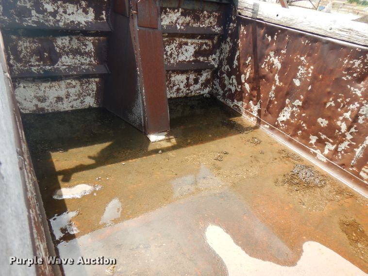 image for item FN9362 1996 shop built end dump pup trailer