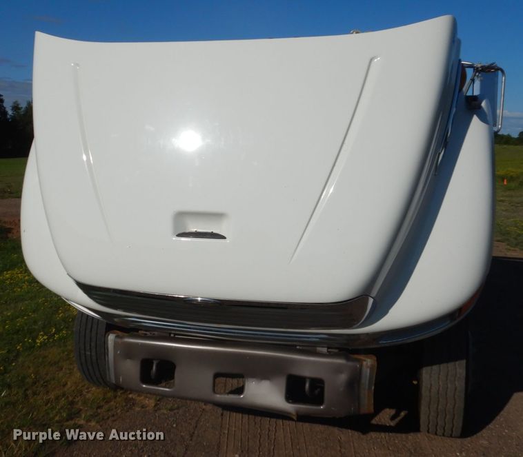 image for item FT9015 2003 Sterling Acterra  flatbed truck