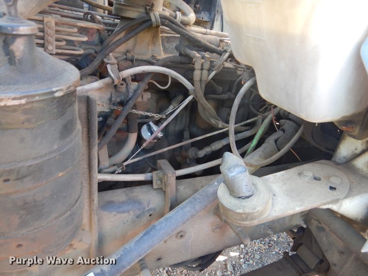 image for item FT9016 1990 Kenworth T400  tank truck