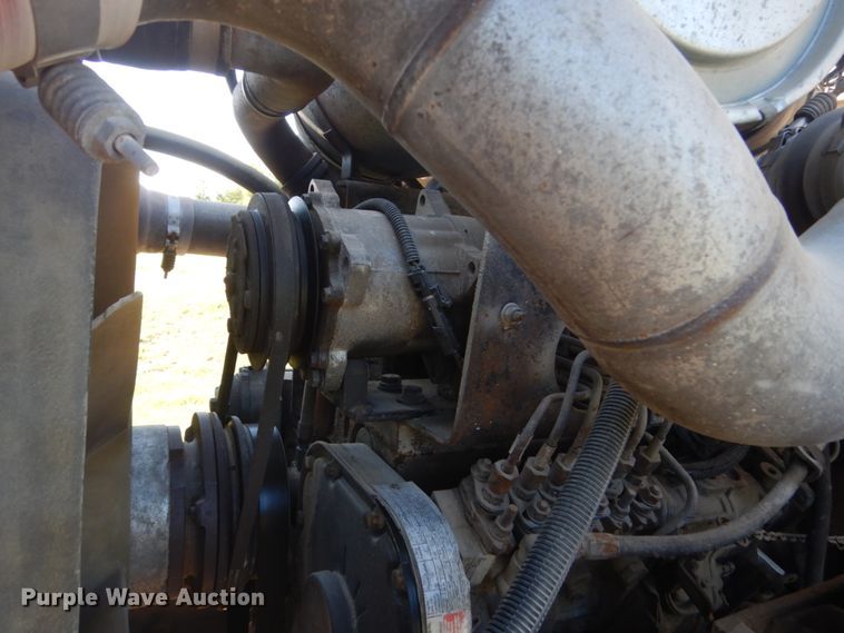 image for item FT9016 1990 Kenworth T400  tank truck