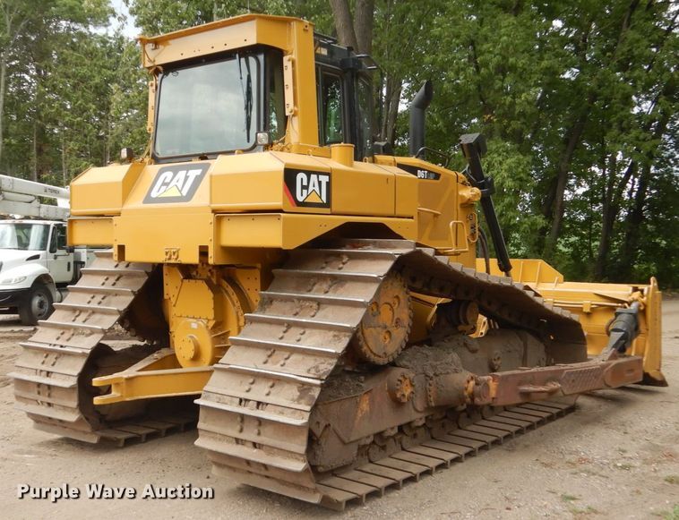 image for item FT9032 2011 Caterpillar D6T LGP  dozer