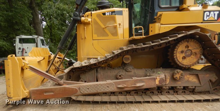 image for item FT9032 2011 Caterpillar D6T LGP  dozer