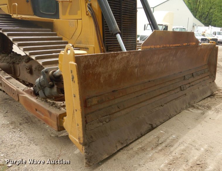 image for item FT9032 2011 Caterpillar D6T LGP  dozer
