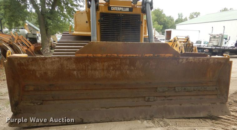 image for item FT9032 2011 Caterpillar D6T LGP  dozer