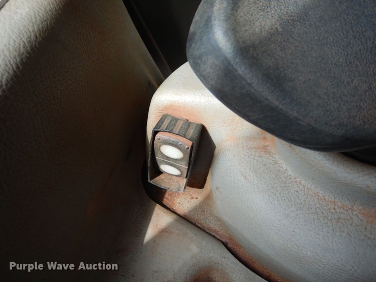 image for item FT9032 2011 Caterpillar D6T LGP  dozer