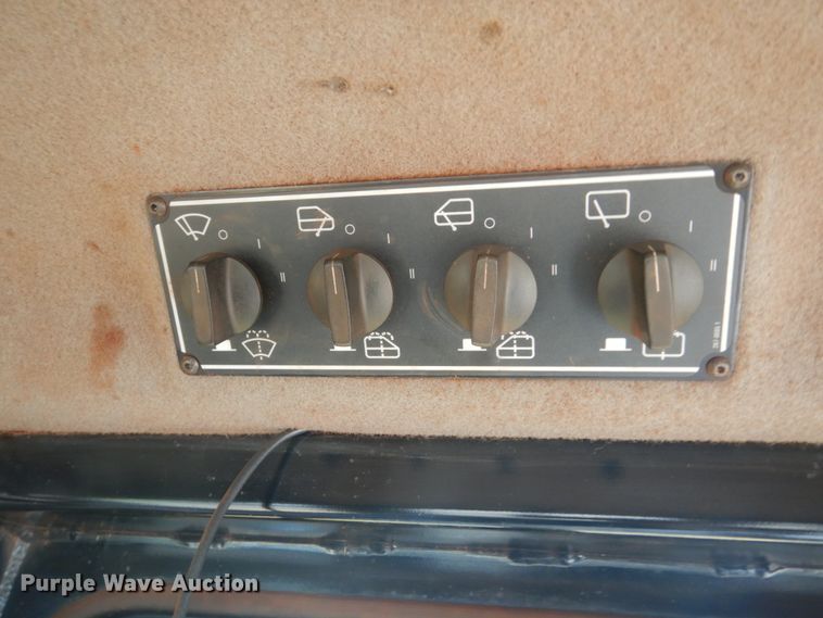 image for item FT9032 2011 Caterpillar D6T LGP  dozer