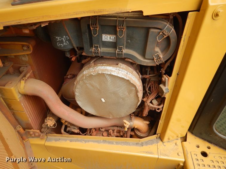 image for item FT9032 2011 Caterpillar D6T LGP  dozer