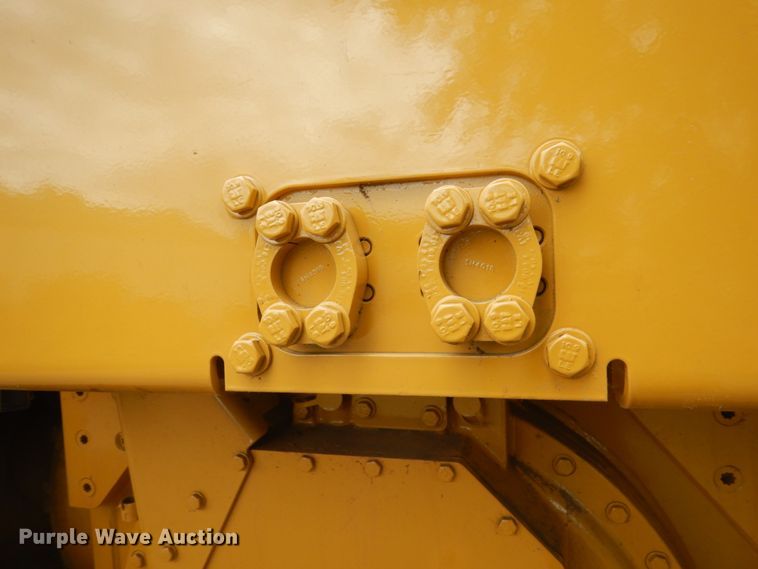 image for item FT9032 2011 Caterpillar D6T LGP  dozer