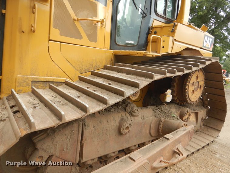 image for item FT9032 2011 Caterpillar D6T LGP  dozer
