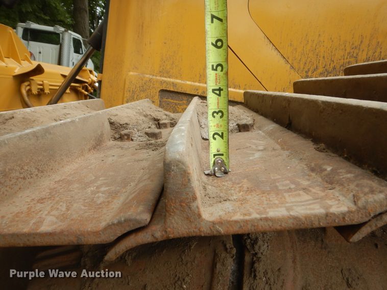 image for item FT9032 2011 Caterpillar D6T LGP  dozer