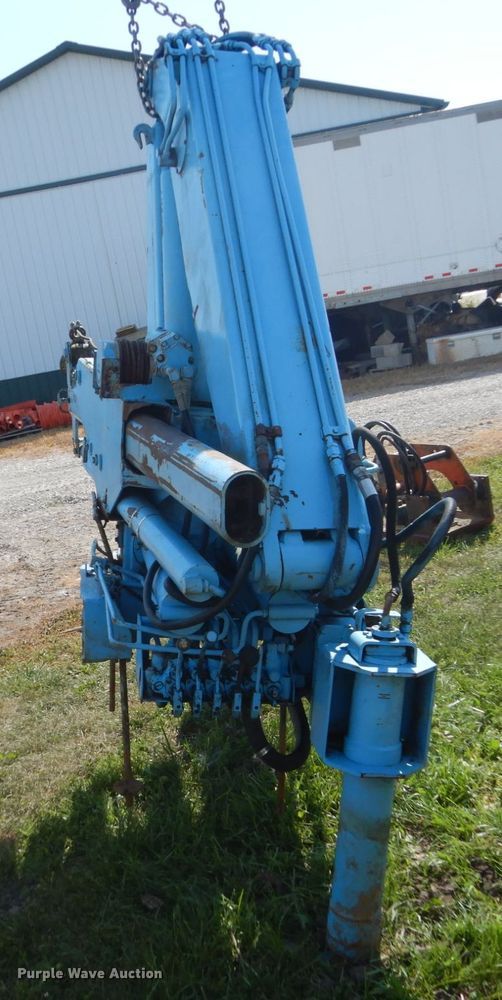 image for item FT9051 Hiab 950 knuckle boom crane