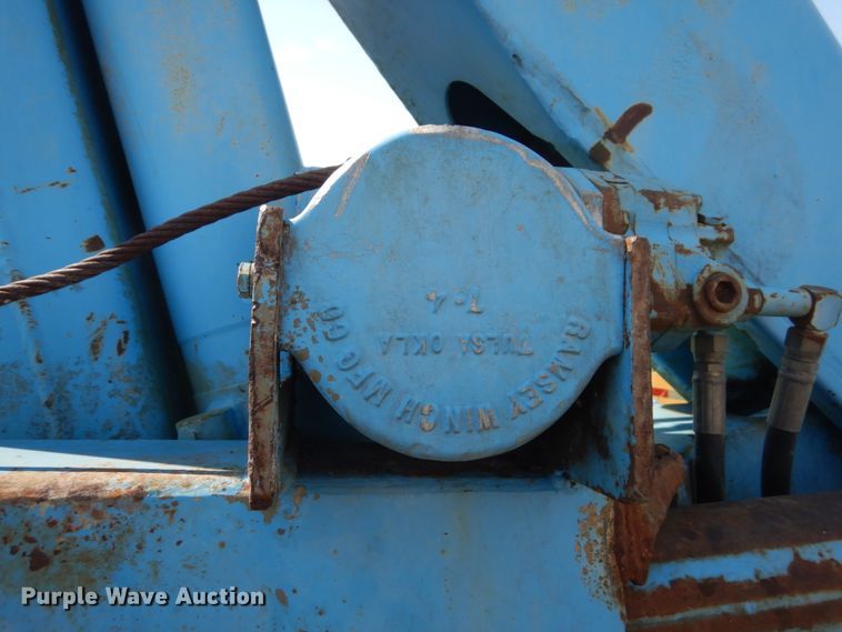 image for item FT9051 Hiab 950 knuckle boom crane