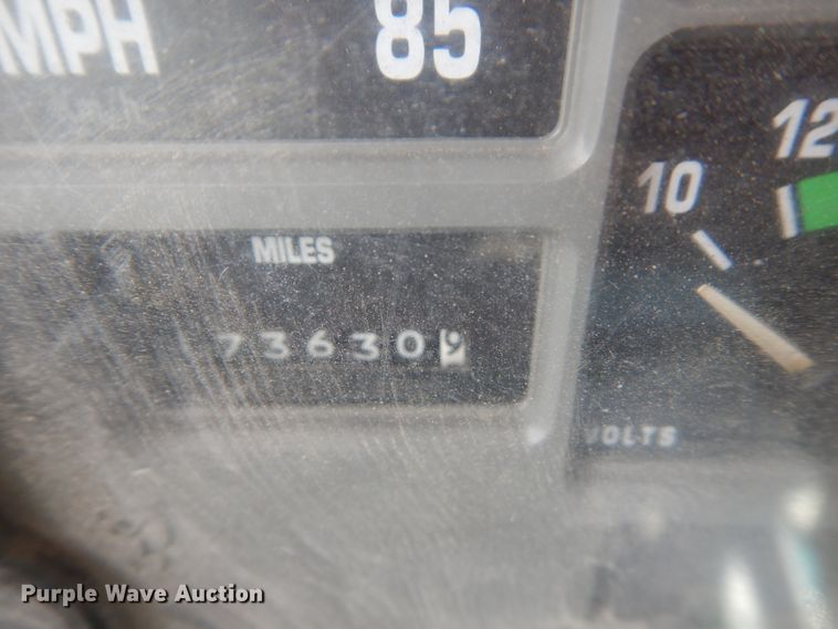 image for item FT9052 1995 International 4700  dump truck