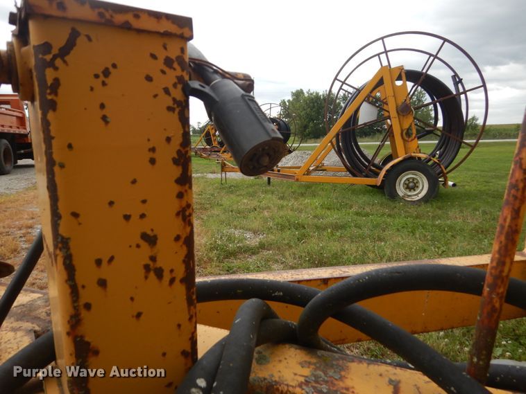 image for item FT9053 1996 Vermeer Navigator D-24A  directional boring unit