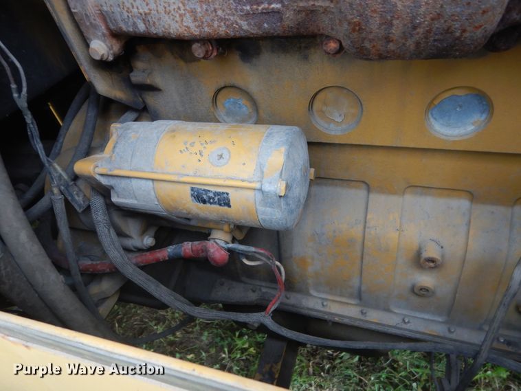 image for item FT9053 1996 Vermeer Navigator D-24A  directional boring unit