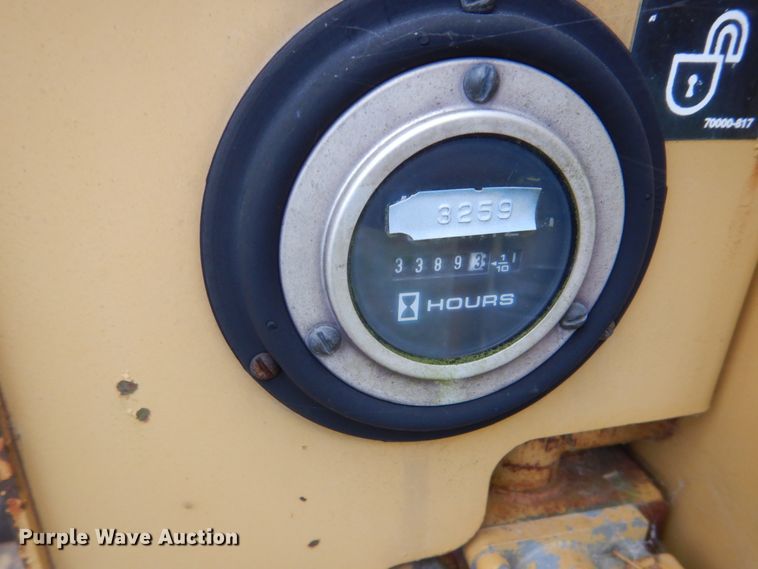 image for item FT9053 1996 Vermeer Navigator D-24A  directional boring unit