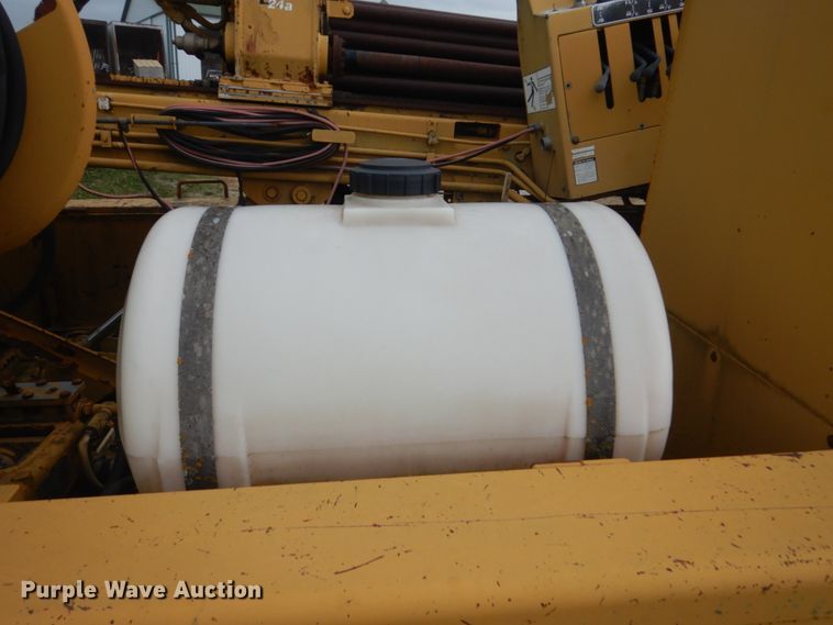 image for item FT9053 1996 Vermeer Navigator D-24A  directional boring unit