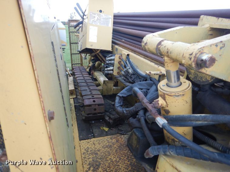 image for item FT9053 1996 Vermeer Navigator D-24A  directional boring unit