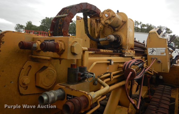 image for item FT9053 1996 Vermeer Navigator D-24A  directional boring unit