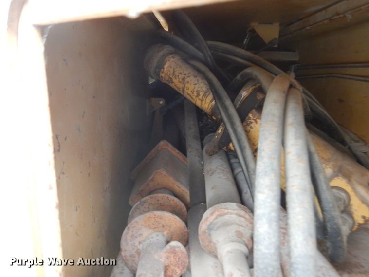 image for item FT9053 1996 Vermeer Navigator D-24A  directional boring unit