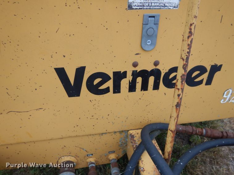 image for item FT9053 1996 Vermeer Navigator D-24A  directional boring unit