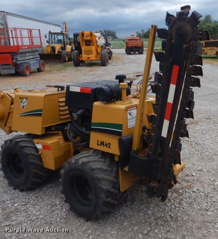 image for item FT9054 1996 Vermeer LM42  trencher