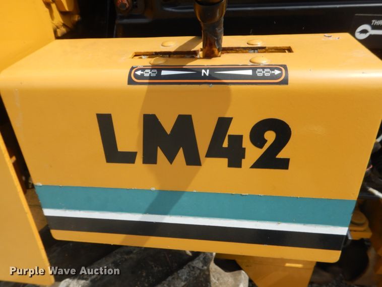 image for item FT9054 1996 Vermeer LM42  trencher