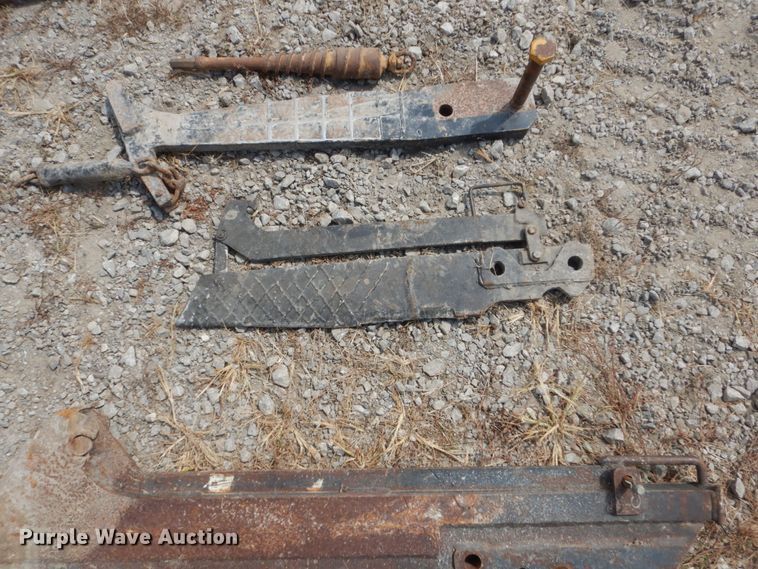 image for item FT9054 1996 Vermeer LM42  trencher